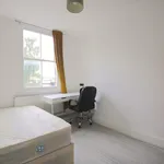 Rent 3 bedroom apartment in London