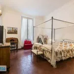 Rent 4 bedroom apartment of 150 m² in Florence