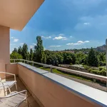 Rent 2 bedroom apartment of 63 m² in Praha 6 - Střešovice