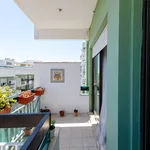 Rent 2 bedroom apartment of 85 m² in Lisboa