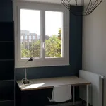 Rent a room of 85 m² in paris