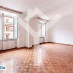 Rent 6 bedroom apartment of 200 m² in Rome