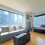 Rent 1 bedroom apartment of 66 m² in Manhattan