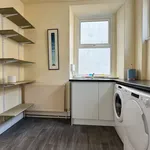 Rent 5 bedroom flat in Isle Of Man