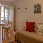 Rent 1 bedroom apartment in lisbon