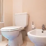 Rent 4 bedroom apartment in Lisbon