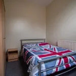 Rent 4 bedroom apartment in Yorkshire And The Humber