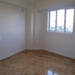 Rent 2 bedroom apartment in elizabeth bay