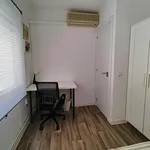 Rent a room of 90 m² in Madrid