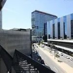 Rent 1 bedroom apartment in Docklands