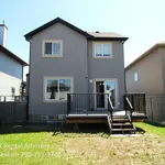 3 bedroom house of 1130 sq. ft in Calgary