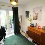 Rent 3 bedroom house in East Midlands