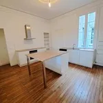 Rent 5 bedroom apartment of 169 m² in Nantes