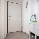 Rent 3 bedroom apartment of 90 m² in Milano