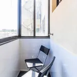 Rent 3 bedroom apartment in Porto