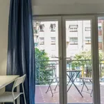 Rent 5 bedroom apartment in Valencia