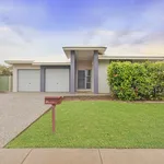 Rent 3 bedroom house in Lyons