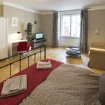 Rent a room of 30 m² in Prague