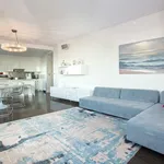 Rent 3 bedroom apartment of 176 m² in New York