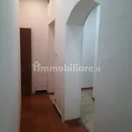 Affitto 5 camera appartamento di 120 m² in Palermo