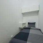 Rent a room in lisbon