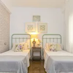 Rent 2 bedroom apartment of 95 m² in Málaga