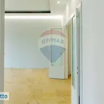 Affitto 4 camera appartamento di 105 m² in Catania