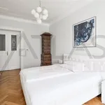 Pronajměte si 3 ložnic/e byt o rozloze 85 m² v Prague