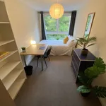 Rent 6 bedroom house in Nottingham