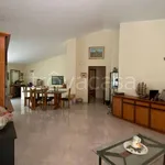 Rent 5 bedroom apartment of 180 m² in Manziana