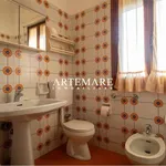 Rent 7 bedroom house of 140 m² in Pietrasanta