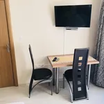 Rent 1 bedroom apartment of 35 m² in Център