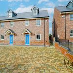 Rent 4 bedroom house in North West England