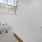 Rent 1 bedroom apartment in St Kilda