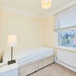 Rent 2 bedroom apartment in London