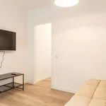 Rent a room of 99 m² in madrid