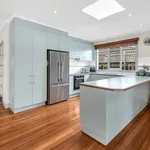 Rent 3 bedroom house in Werribee