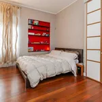 Rent 2 bedroom apartment of 80 m² in Milano