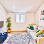 Rent 2 bedroom apartment of 60 m² in lisbon