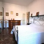 Rent 1 bedroom apartment of 100 m² in genova