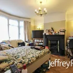 Rent 5 bedroom flat in Wales