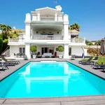 Rent 5 bedroom house of 1100 m² in Marbella