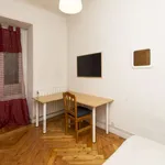 Rent a room of 135 m² in madrid