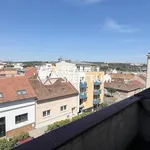 Pronajměte si 3 ložnic/e byt o rozloze 70 m² v Brno