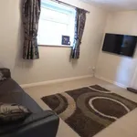 Rent 4 bedroom flat in Wales