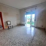 Affitto 2 camera appartamento di 60 m² in Napoli