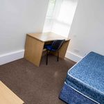 Rent 1 bedroom flat in Preston