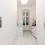 Rent 1 bedroom apartment of 32 m² in Berlin