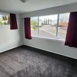 Rent 5 bedroom house in Hamilton