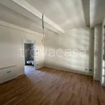 Affitto 3 camera casa di 174 m² in Novara